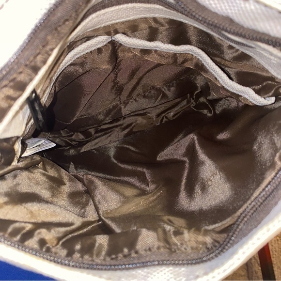 THIRTY-ONE‎ Floral Crossbody Bag with Wallet - Picture 2 of 4